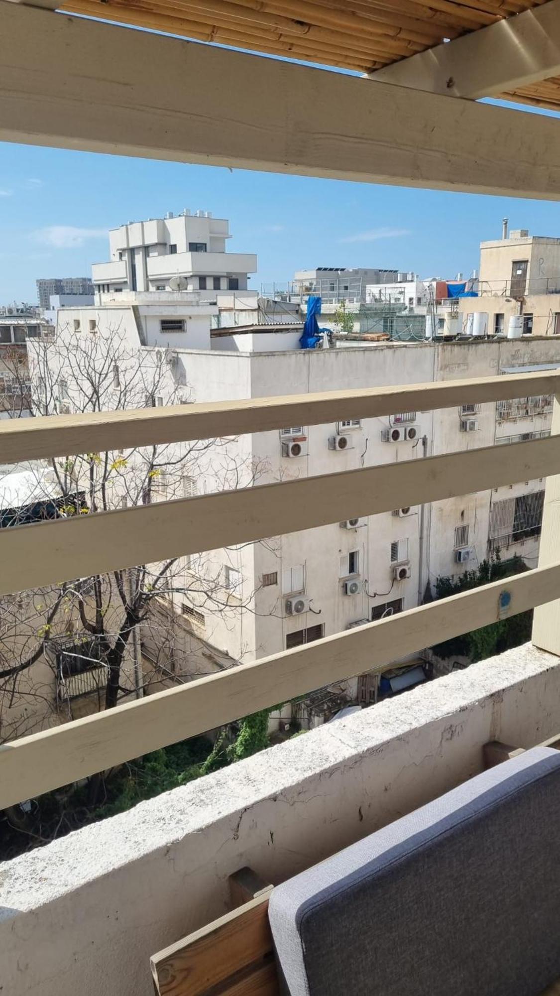 Fellini Of The Spirit-tlv
